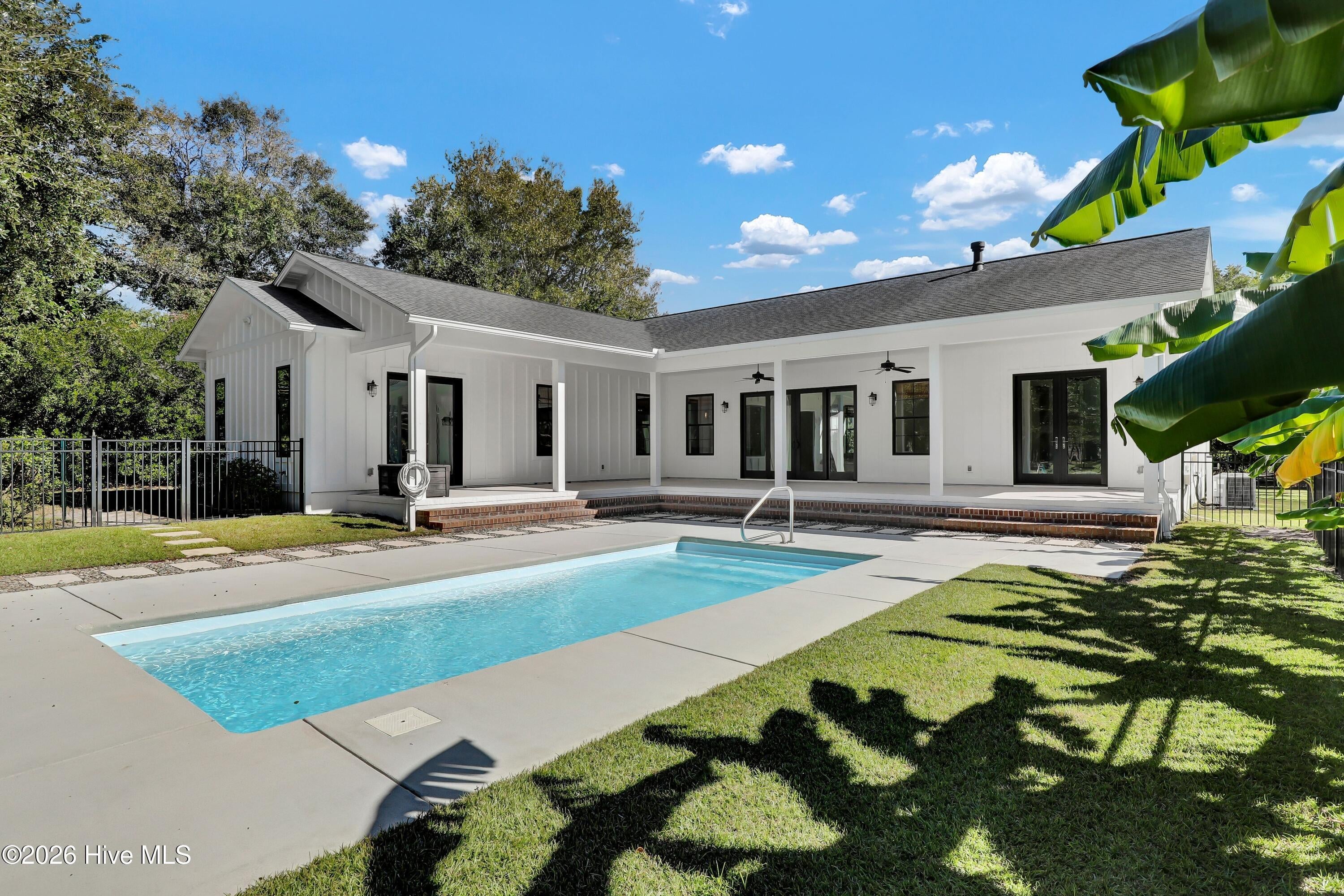 351 Olde Point Loop