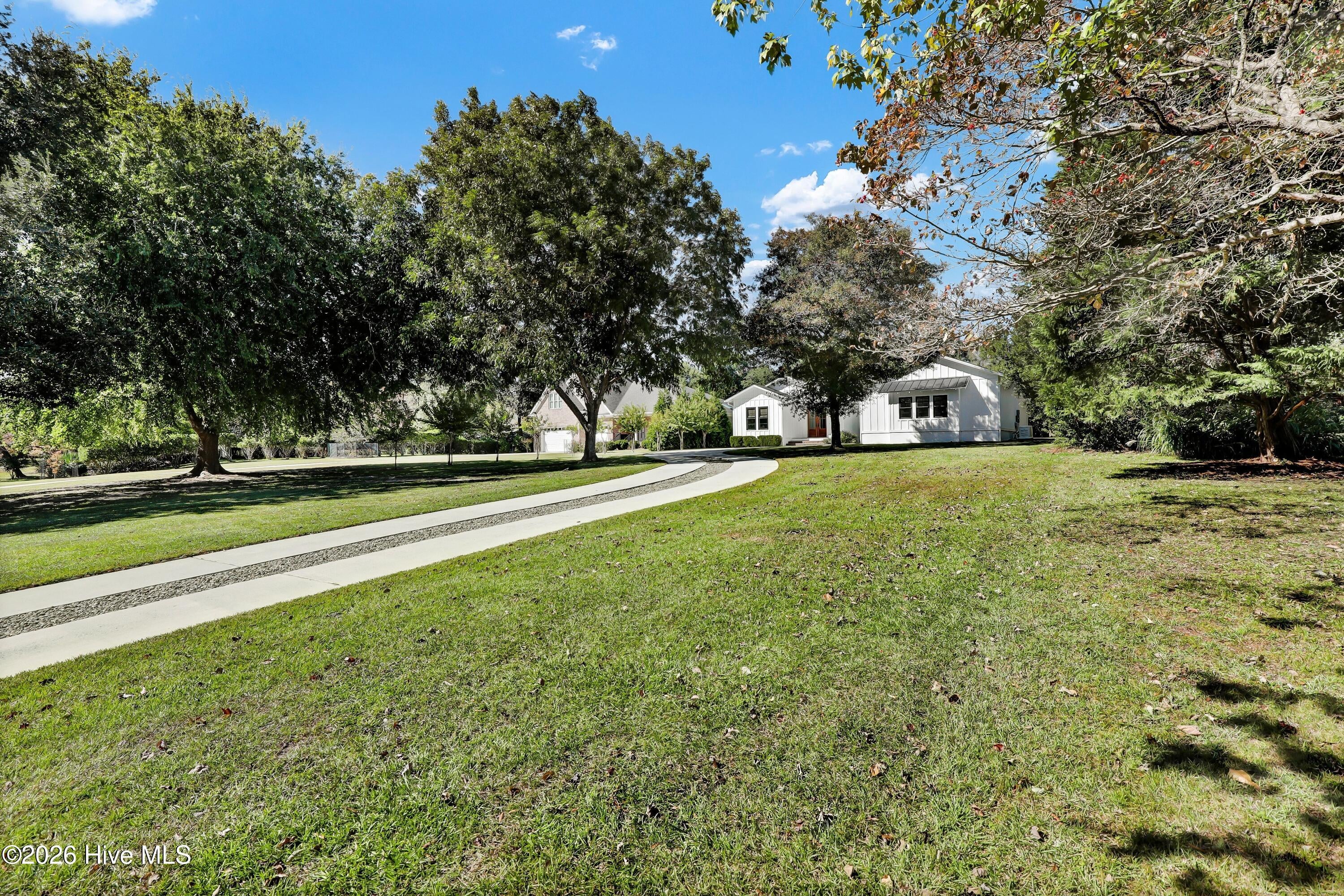 351 Olde Point Loop