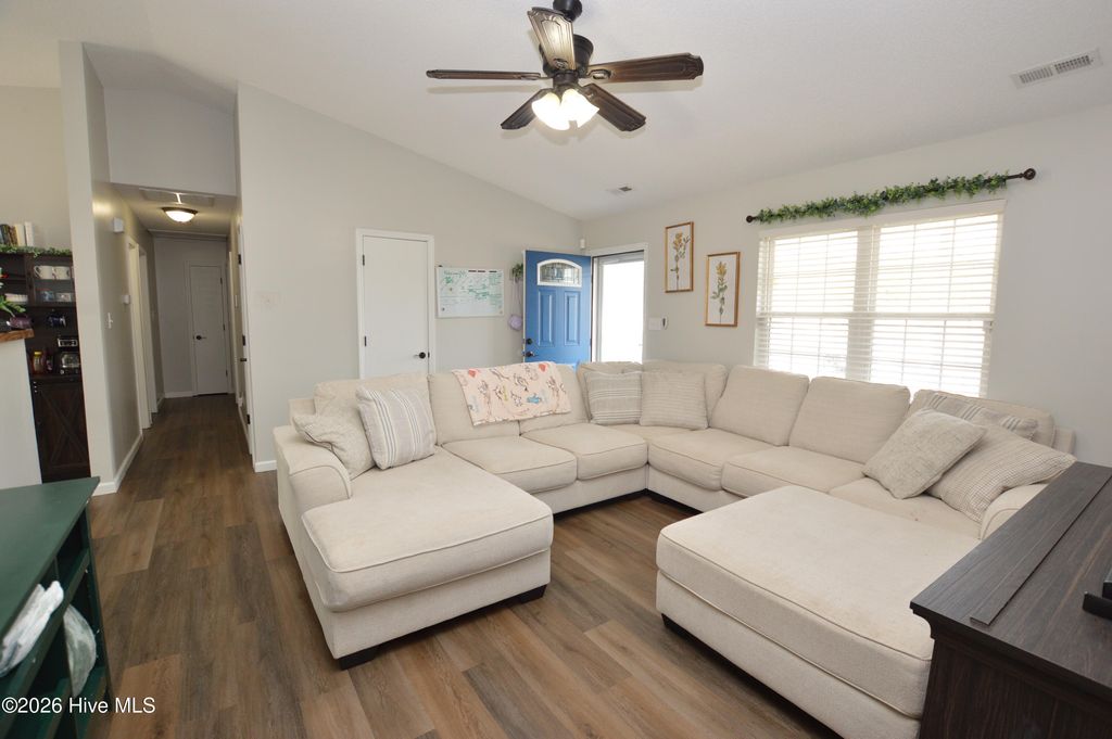 Photo of 105 Potomac Court, Richlands, NC 28574 (MLS # 100557684)