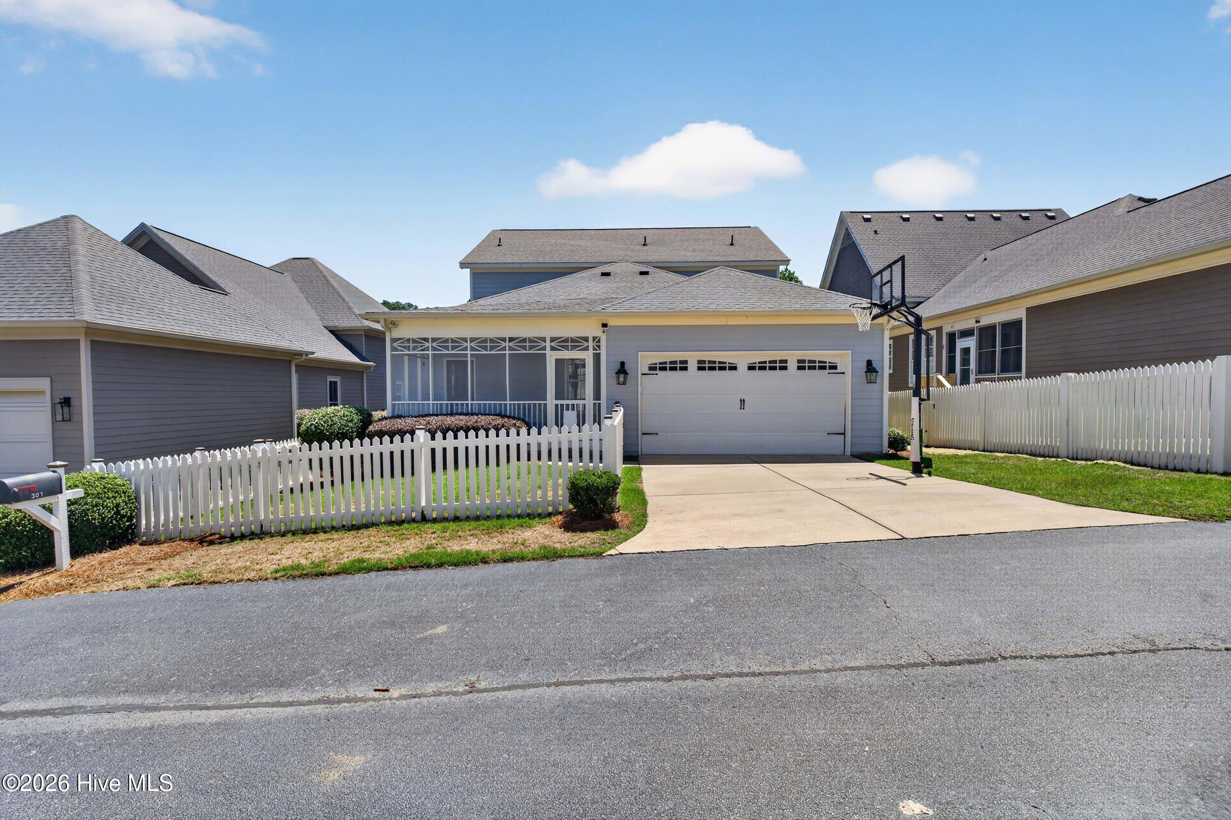 303 N Sandhills Lane