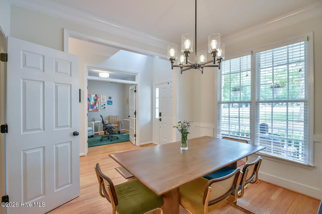 Photo of 112 Dairy Court, Chapel Hill, NC 27516 (MLS # 100580712)