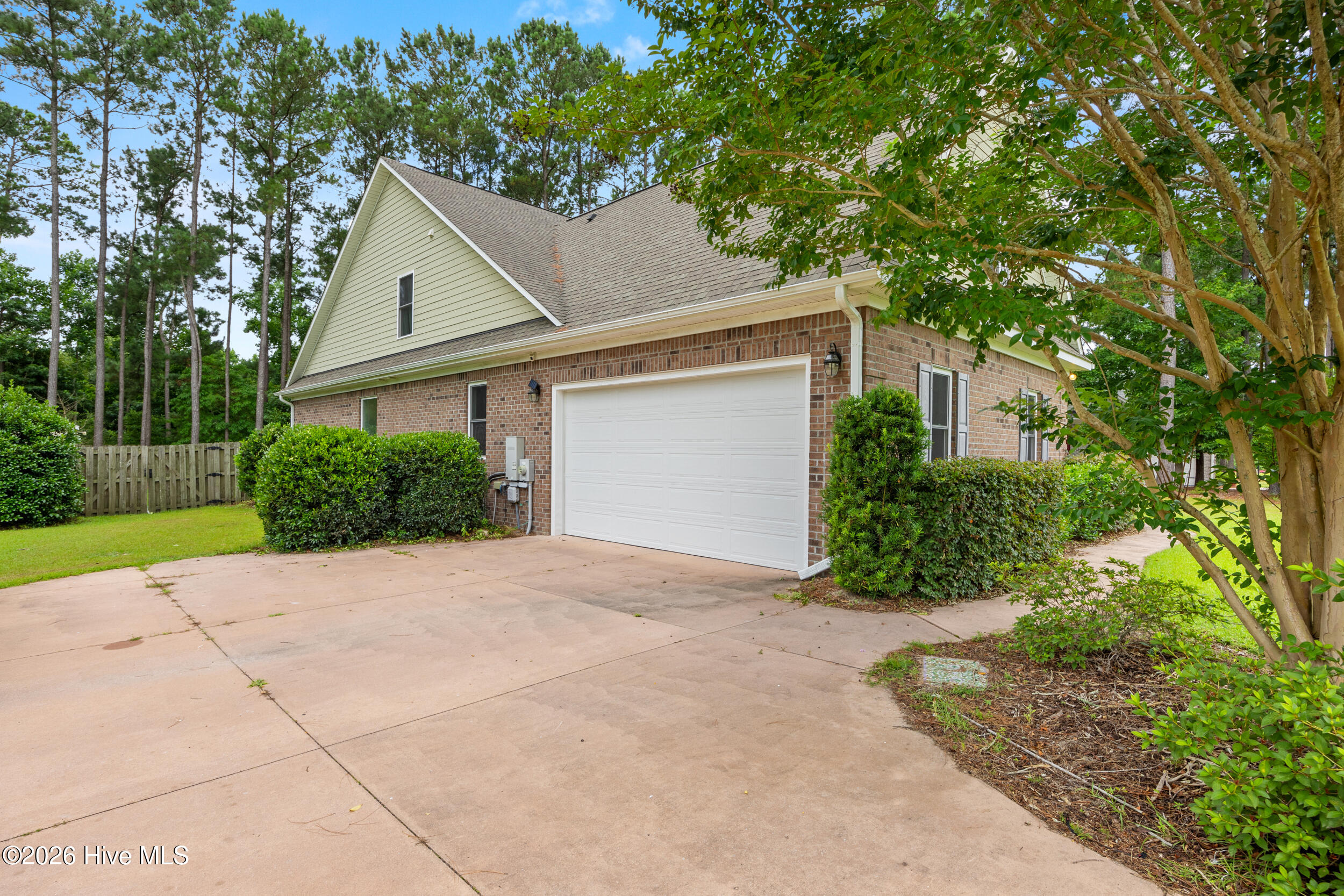 330 Crown Pointe Drive