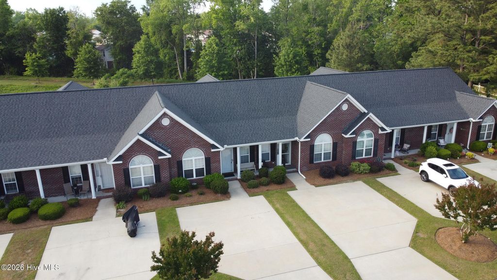 Photo of 150 Oak Towne Drive #F3, Greenville, NC 27858 (MLS # 100570691)