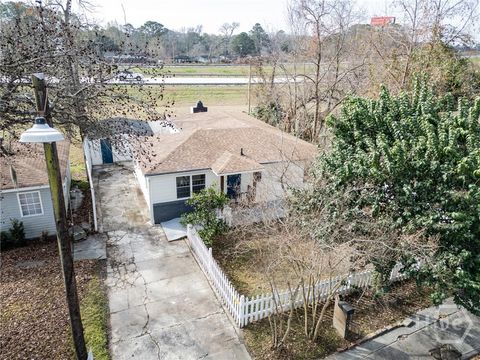 Photo of 1529 Agate Street St, Savannah, GA 31415 (MLS # SA347433)