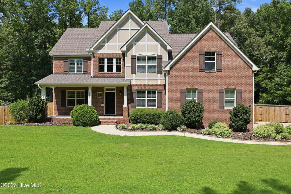 Photo of 165 Glenmoor Drive, Southern Pines, NC 28387 (MLS # 100593386)