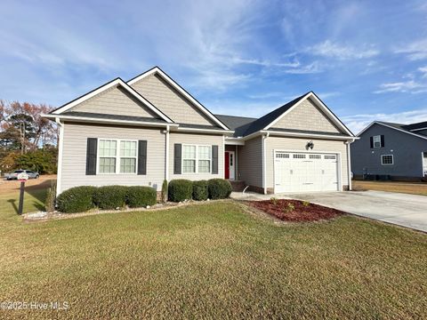 Homes For Sale - 216 Beaver Dam Drive<br/> Clinton, NC 28328
