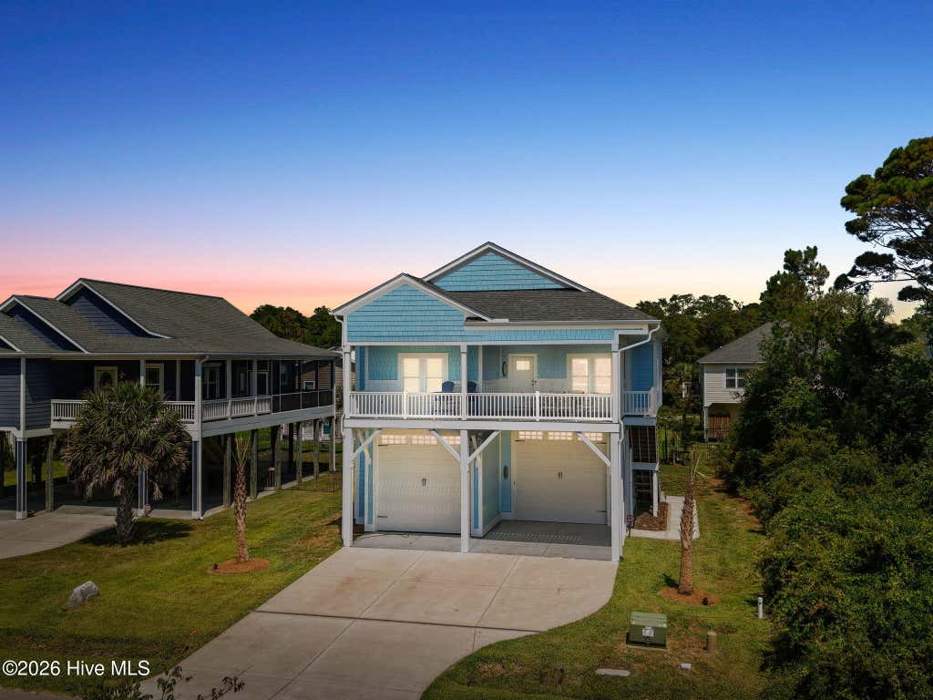 Photo of 118 SE 40th Street, Oak Island, NC 28465 (MLS # 100586514)