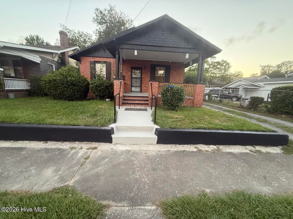 Photo of 204 S 16th Street, Wilmington, NC 28401 (MLS # 100610444)
