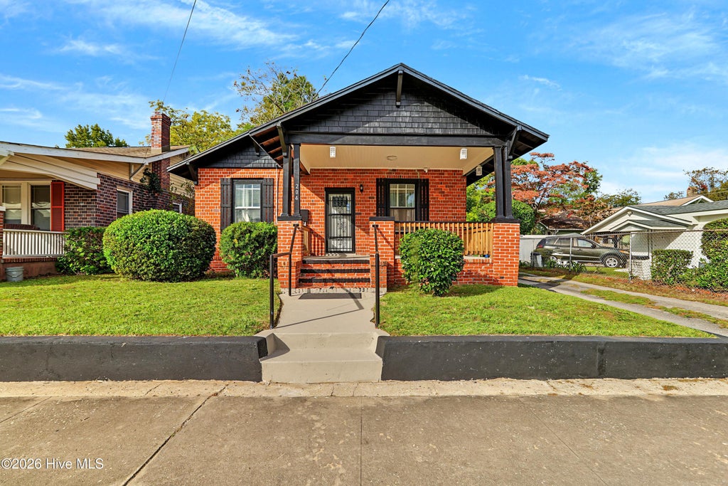 Photo of 204 S 16th Street, Wilmington, NC 28401 (MLS # 100610444)