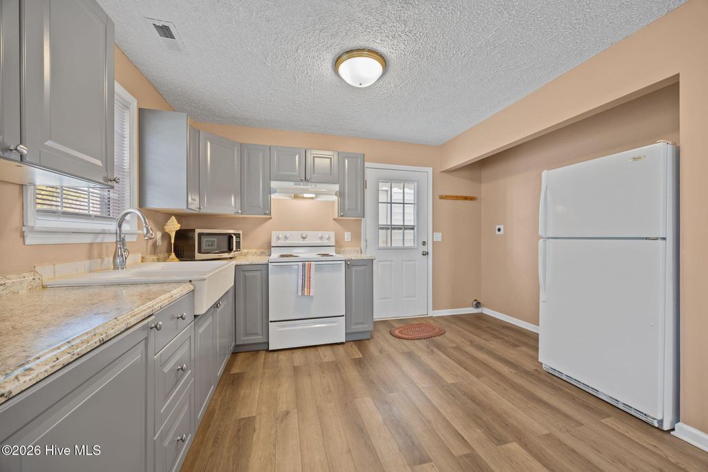 Photo of 200 Bell Creek Drive, Beaufort, NC 28516 (MLS # 100558733)