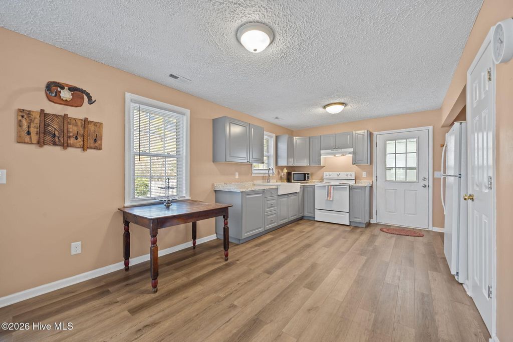 Photo of 200 Bell Creek Drive, Beaufort, NC 28516 (MLS # 100558733)