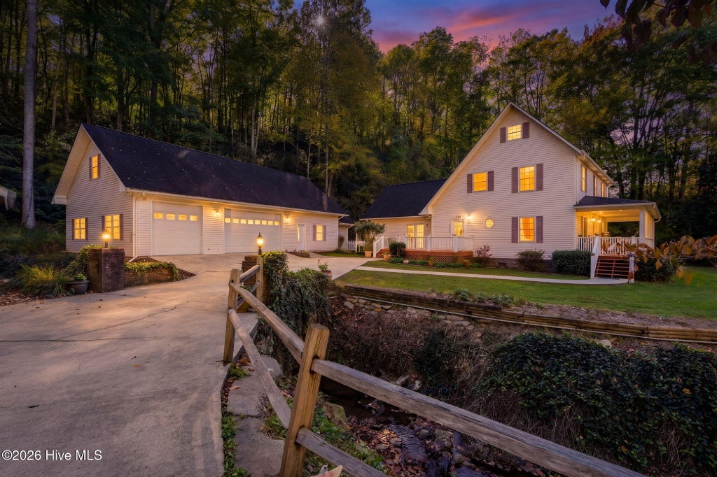 Photo of 274 Red Marble Road, Andrews, NC 28901 (MLS # 100613050)