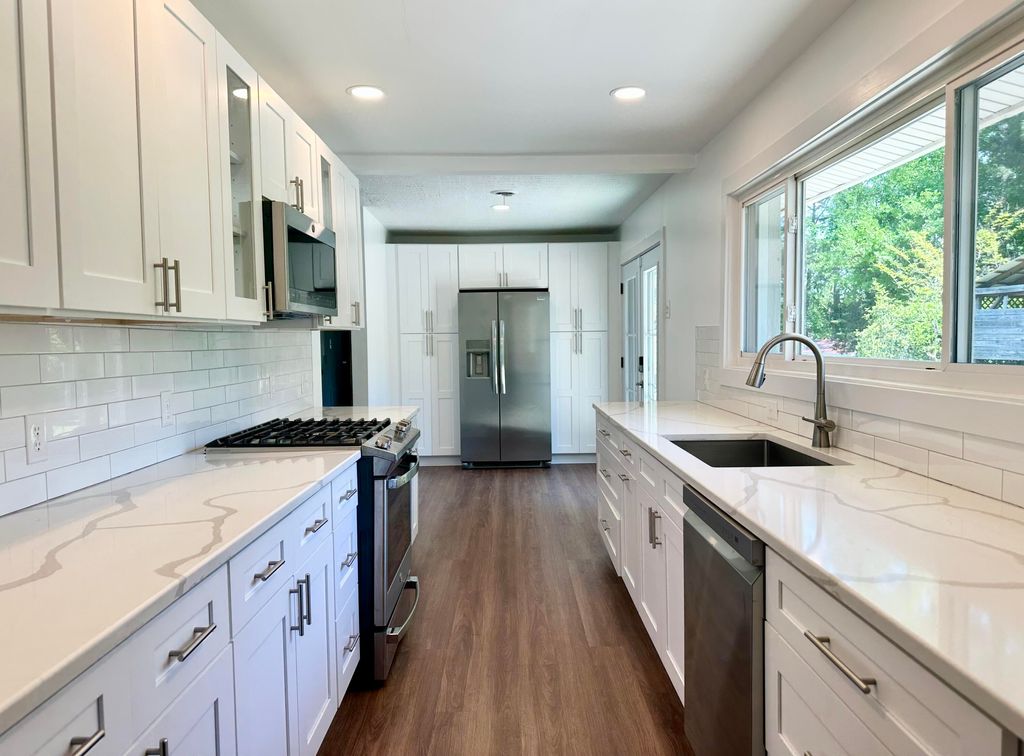 Photo of 1720 Fairwood Drive, Augusta, GA 30909 (MLS # 554578)