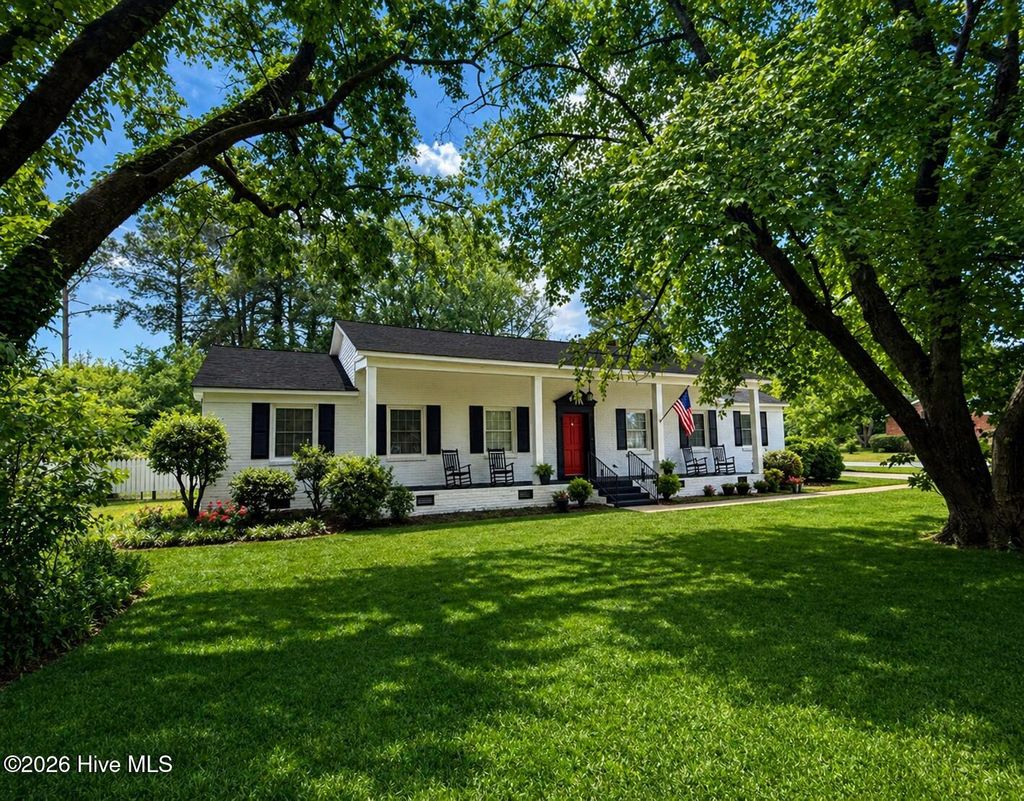Photo of 200 Lee Street, Greenville, NC 27858 (MLS # 100570155)