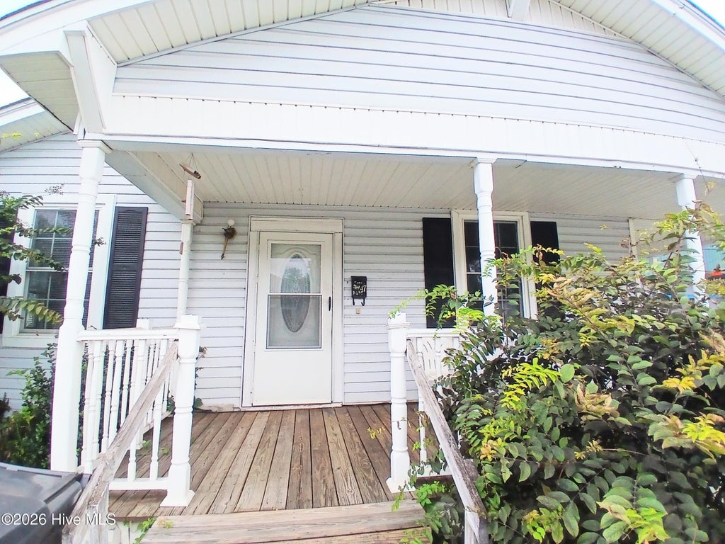 Photo of 2047 Broad Street, Augusta, GA 30904 (MLS # 100603847)
