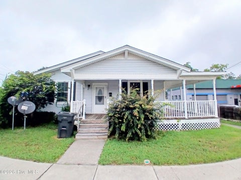 Photo of 2047 Broad Street, Augusta, GA 30904 (MLS # 100603847)