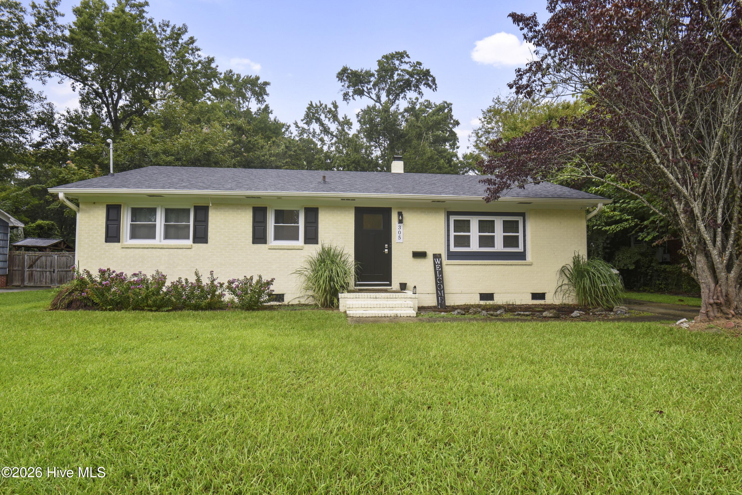305 White Oak Street