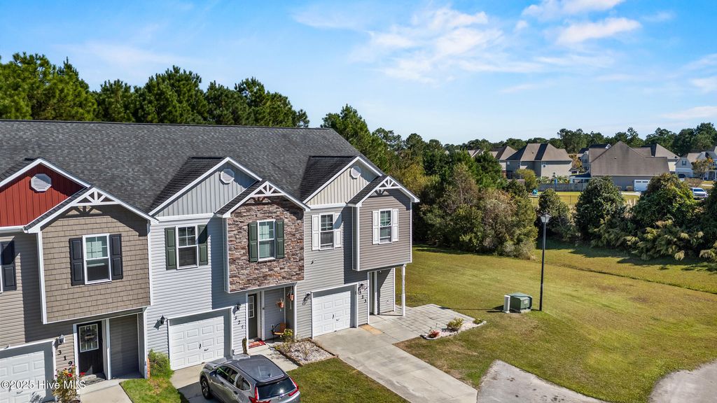 Photo of 323 Cedar Island Trail, Holly Ridge, NC 28445 (MLS # 100538119)