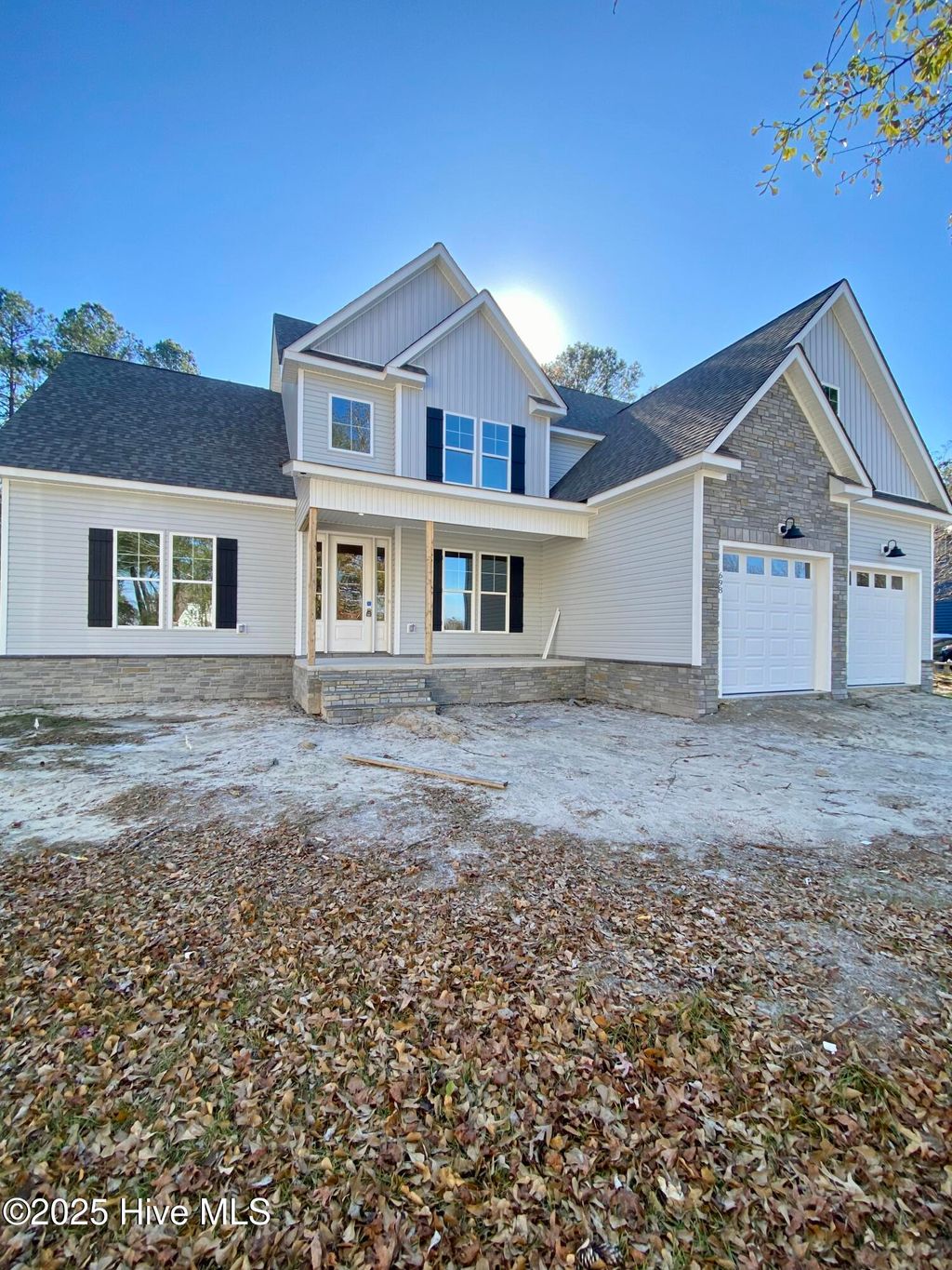 Photo of 698 White Oak Crossing, Swansboro, NC 28584 (MLS # 100516022)