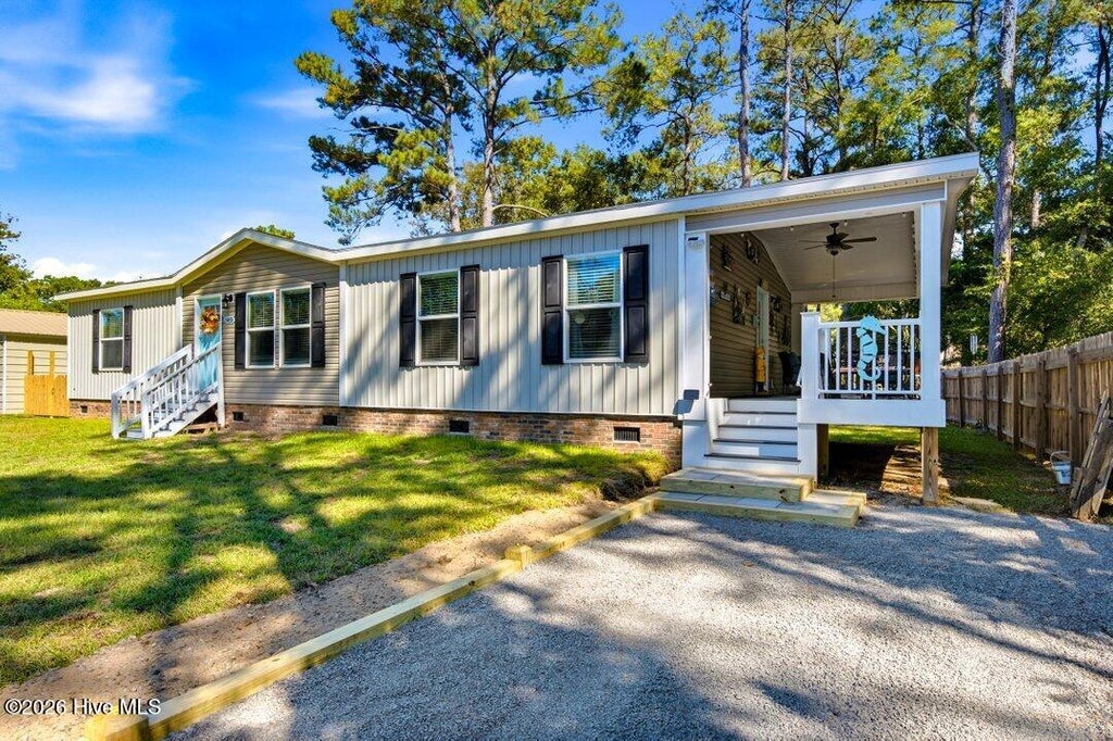 Photo of 3459 Lakeview Drive SW, Supply, NC 28462 (MLS # 100606558)