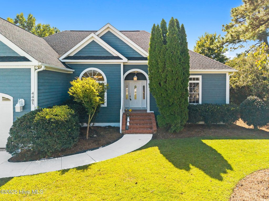 Photo of 4405 Bluffan Court SE, Southport, NC 28461 (MLS # 100536208)