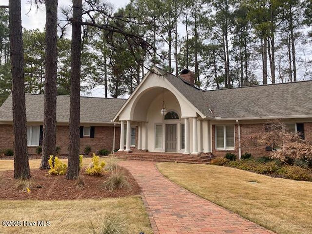 Photo of 85 Leven Links Lane #85 Leven Links Lane, Pinehurst, NC 28374 (MLS # 100553193)