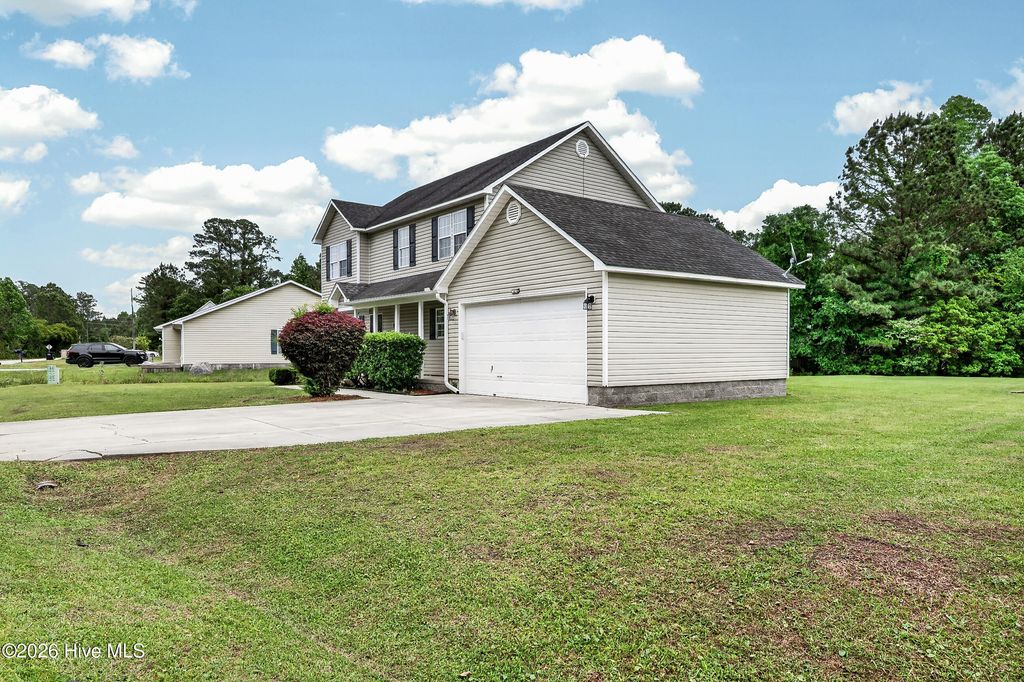 Photo of 111 Marshall Farm Road, Jacksonville, NC 28546 (MLS # 100571774)