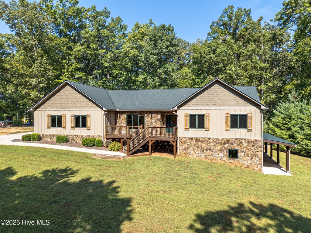 Photo of 79 Harleys Cove, Murphy, NC 28906 (MLS # 100604867)