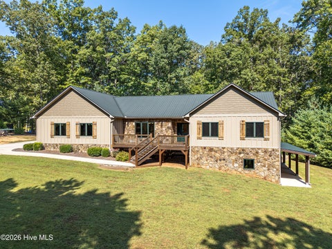 Photo of 79 Harleys Cove, Murphy, NC 28906 (MLS # 100604867)