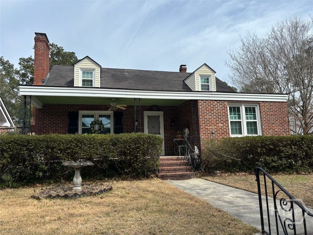 Photo of 640 E 55 Street, Savannah, GA 31405 (MLS # SA349857)