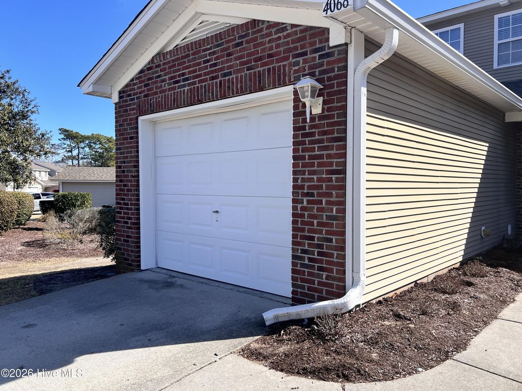 Photo of 4068 Winds Ridge Drive, Wilmington, NC 28409 (MLS # 100555506)