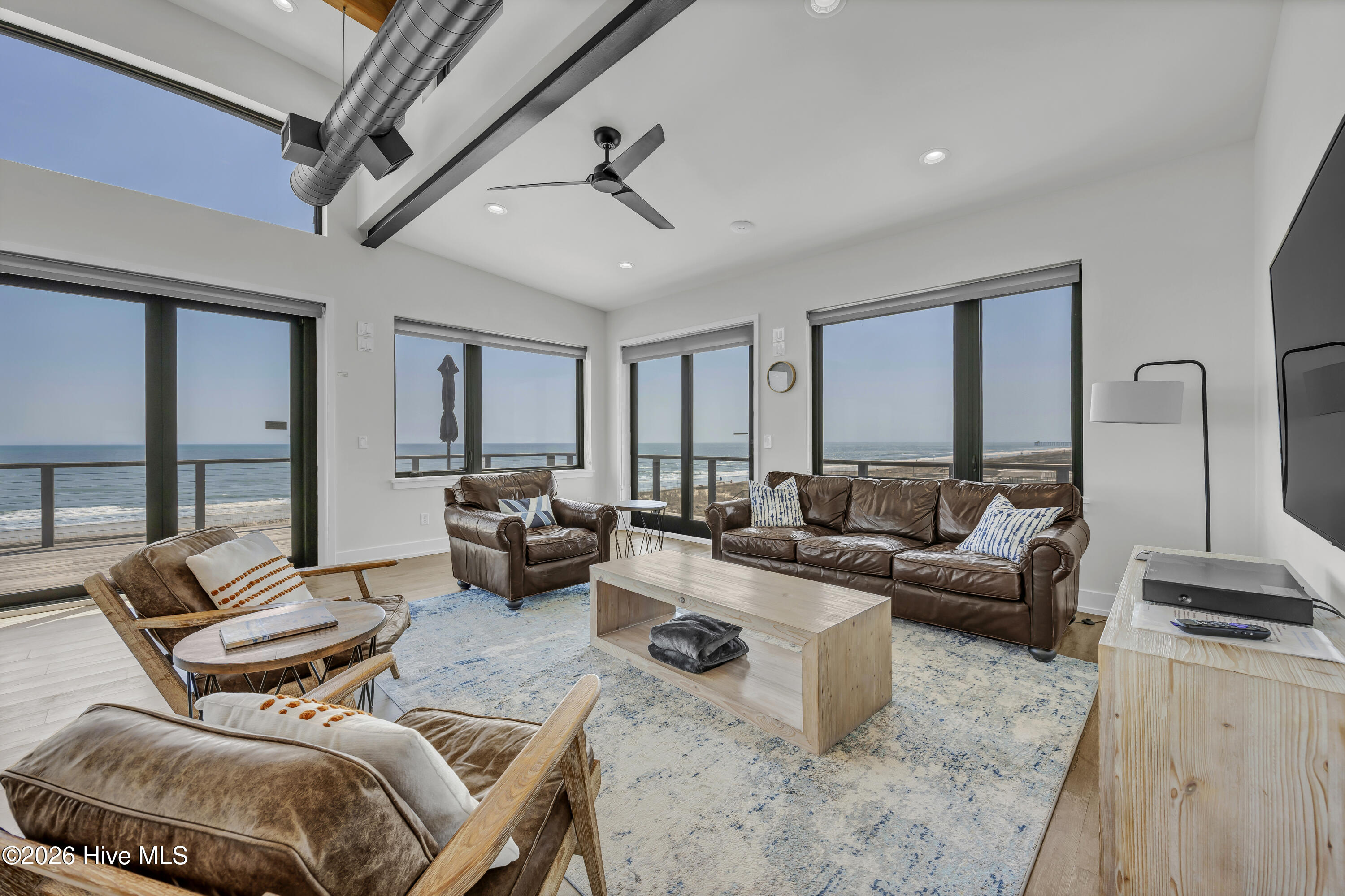 834 Fort Fisher Boulevard N