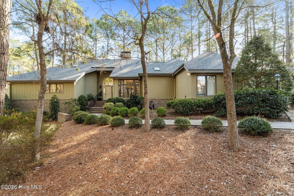 Photo of 65 Stoneykirk Drive, Pinehurst, NC 28374 (MLS # 100557481)
