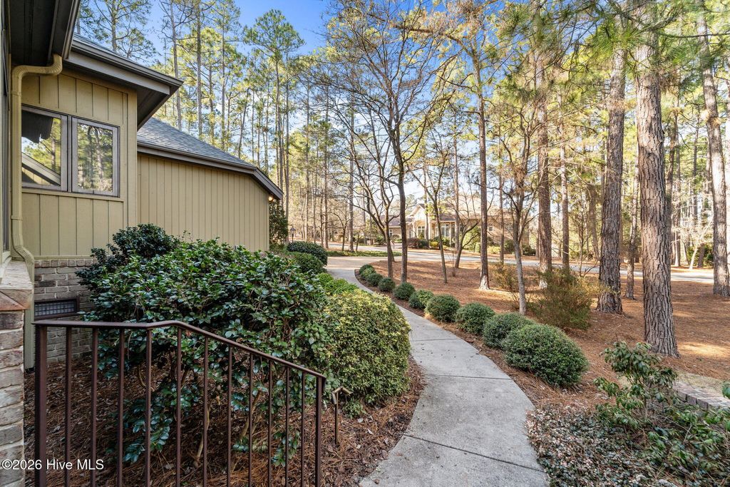 Photo of 65 Stoneykirk Drive, Pinehurst, NC 28374 (MLS # 100557481)