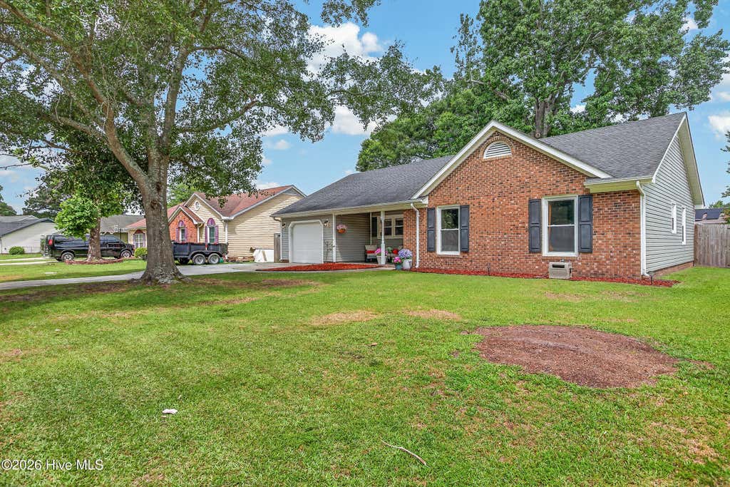 Photo of 110 Woodbridge Court, Jacksonville, NC 28540 (MLS # 100583927)