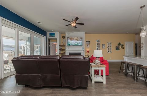 Tiny photo for 209 Edgewater Way, Surf City, NC 28445 (MLS # 100555263)