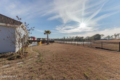 Tiny photo for 209 Edgewater Way, Surf City, NC 28445 (MLS # 100555263)