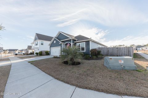 Tiny photo for 209 Edgewater Way, Surf City, NC 28445 (MLS # 100555263)