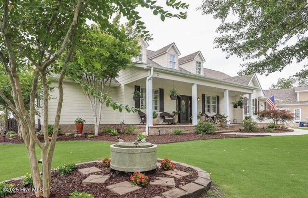 Photo of 1 Burton Place, Jacksonville, NC 28540 (MLS # 100515842)