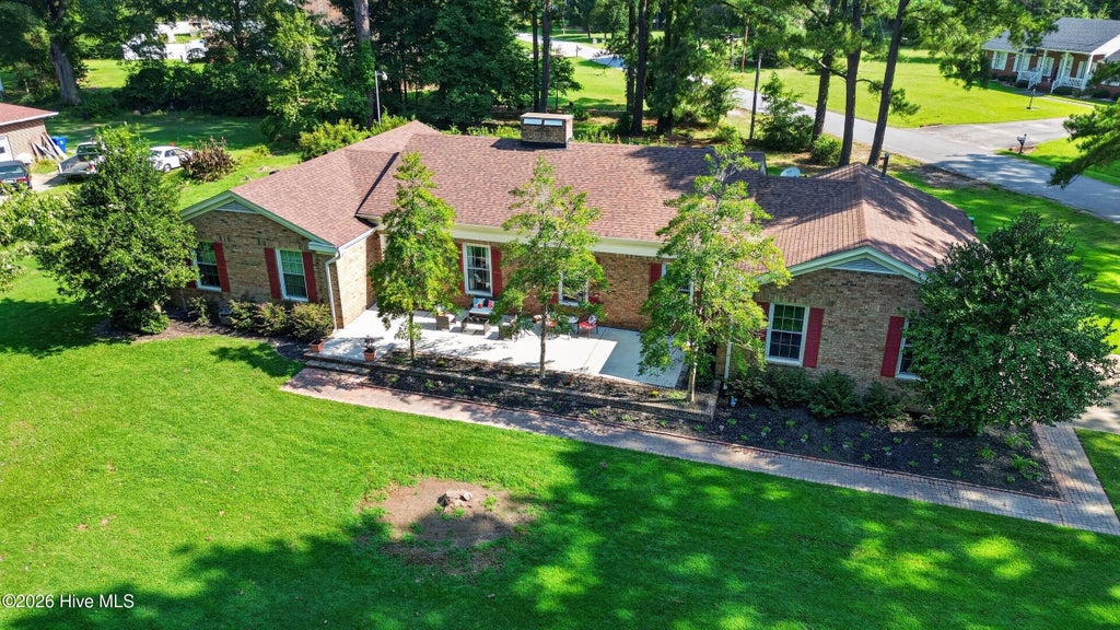 Photo of 113 Clarendon Road, Ahoskie, NC 27910 (MLS # 100602460)