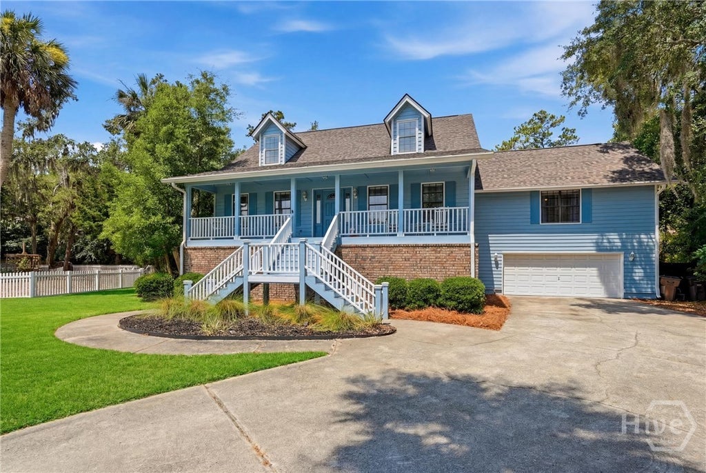Photo of 5 Cedar Cove, Savannah, GA 31410 (MLS # SA357928)