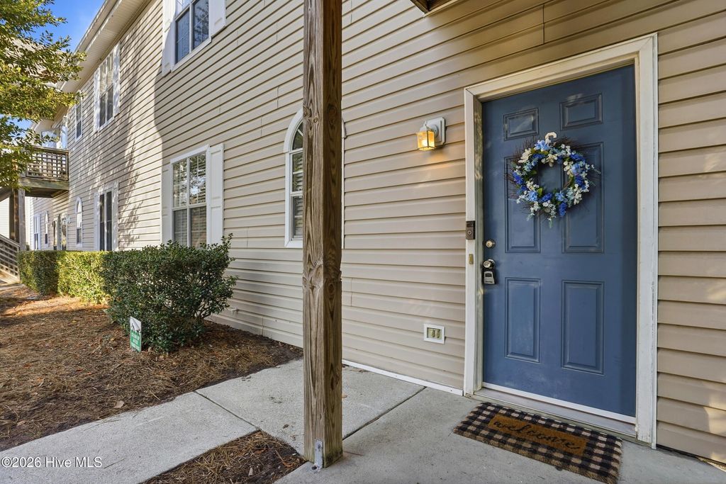 Photo of 727 Bragg Drive #Apt C, Wilmington, NC 28412 (MLS # 100553532)