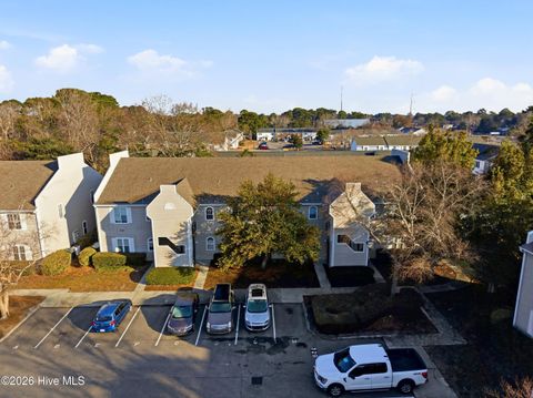 Photo of 727 Bragg Drive #Apt C, Wilmington, NC 28412 (MLS # 100553532)