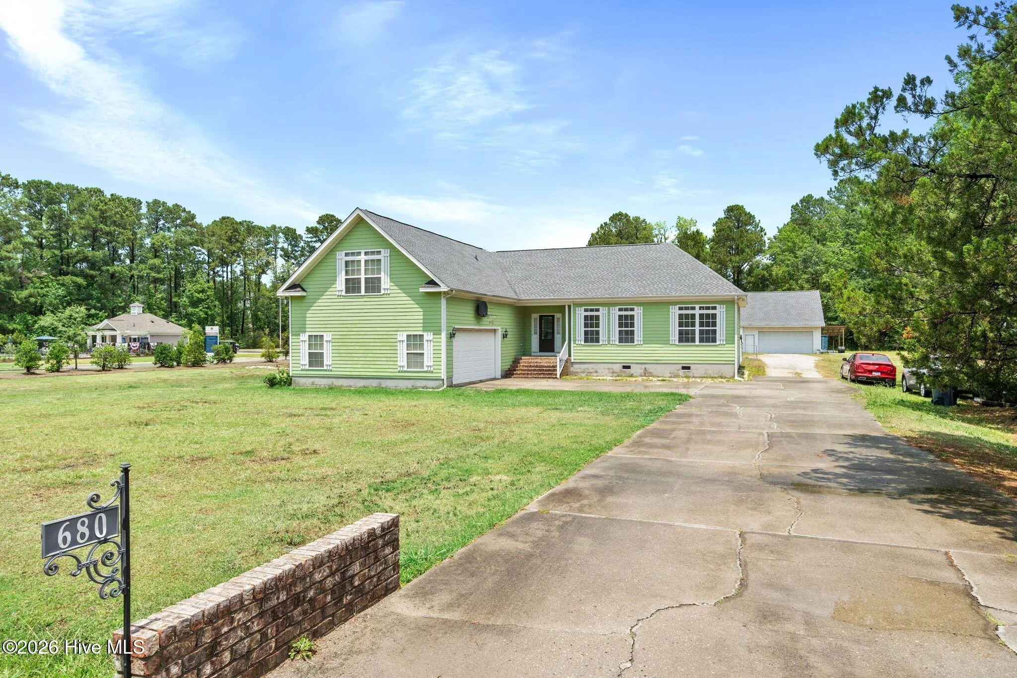 680 Calabash Road NW