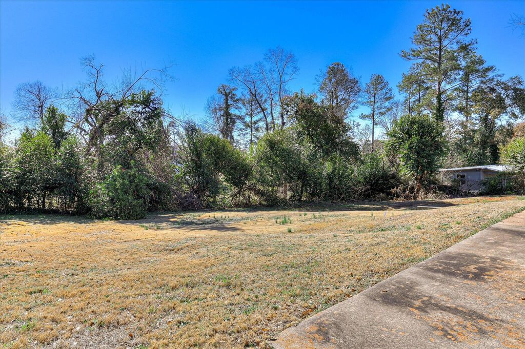 Photo of 114 Horseshoe Road, North Augusta, SC 29841 (MLS # 552410)