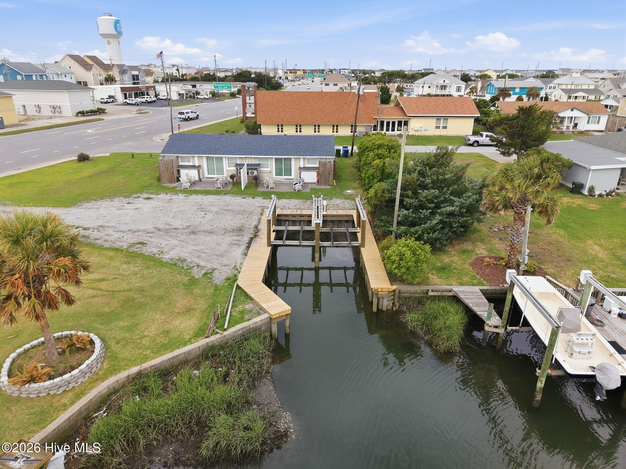 100 E Bogue Sound Drive