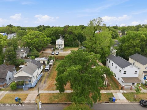 Tiny photo for 714 Campbell Street, Wilmington, NC 28401 (MLS # 100570217)