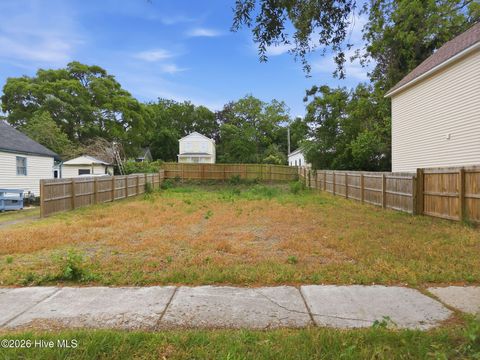Tiny photo for 714 Campbell Street, Wilmington, NC 28401 (MLS # 100570217)