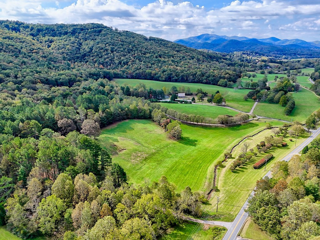 3147 Old Highway 64w