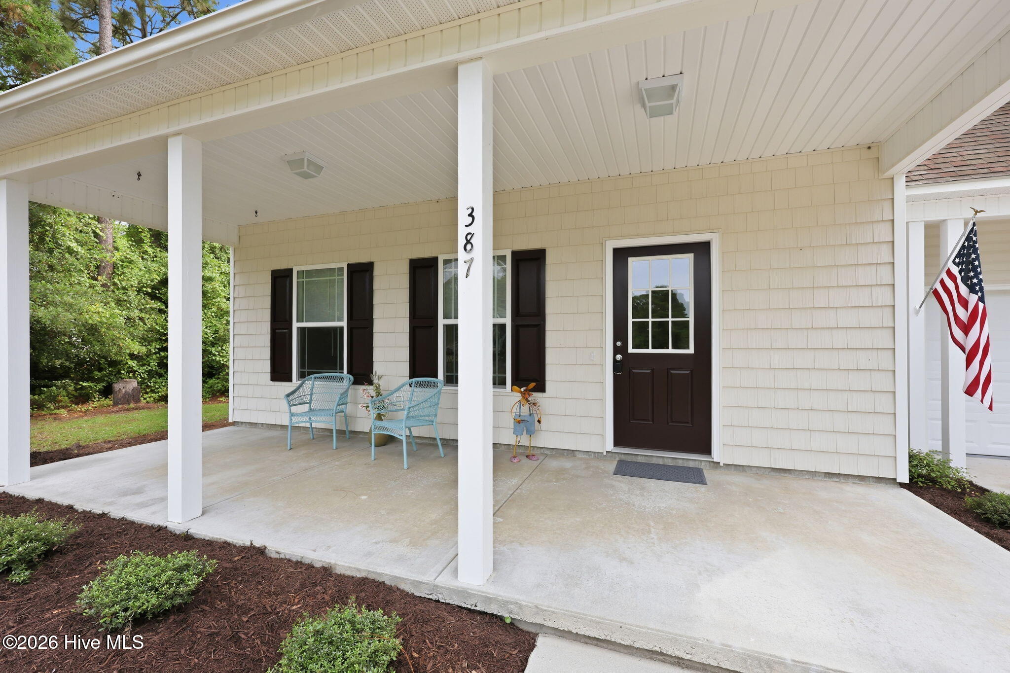 387 Barrington Ridge